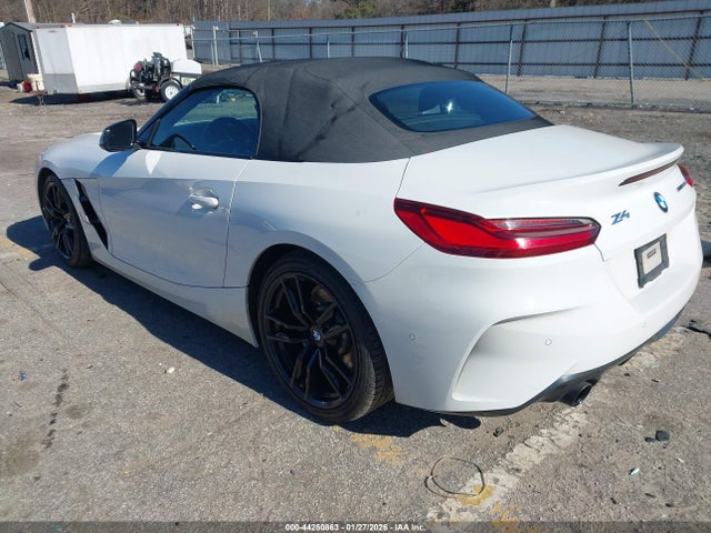 2020 BMW Z4 WBAHF3C04LWW56506 Photo 2