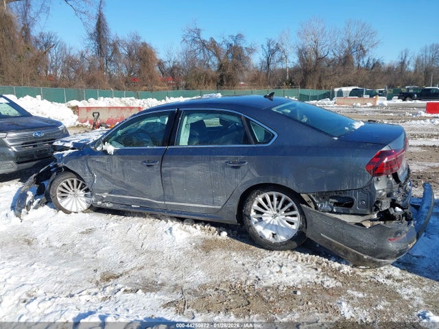 Продажа на аукционе авто 2017 Volkswagen Passat 1.8t Se, vin: 1VWBT7A34HC085725, номер лота: 44250872