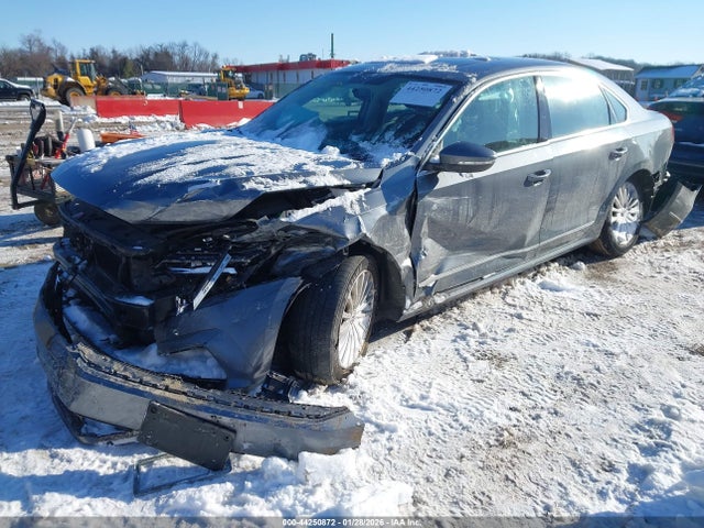Продажа на аукционе авто 2017 Volkswagen Passat 1.8t Se, vin: 1VWBT7A34HC085725, номер лота: 44250872