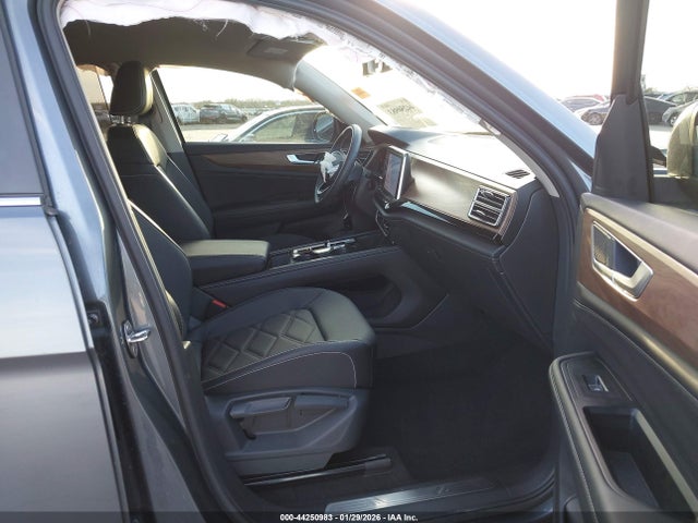 44250983 :رقم المزاد ، 1V2WR2CA5SC575940 vin ، 2025 Volkswagen Atlas 2.0t Se W/technology مزاد بيع