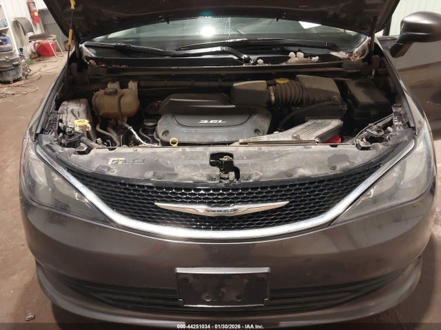 Aukcja sprzedaży 2017 Chrysler Pacifica Touring, vin: 2C4RC1DG3HR824037, numer aukcji: 44251034