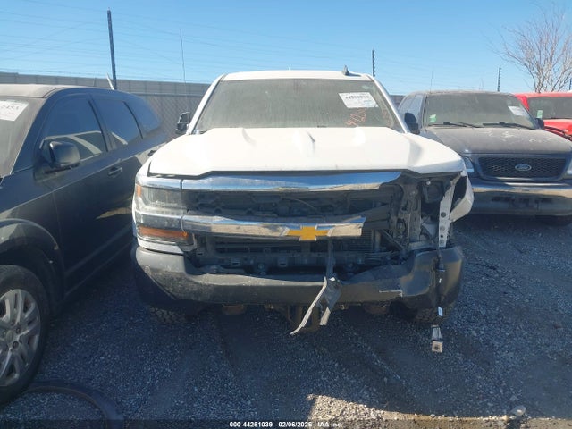 3GCPCNEC7JG115956 Chevrolet Silverado 1500 Wt