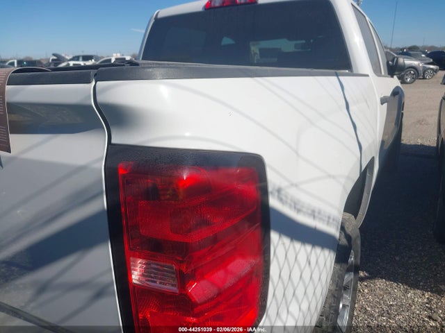 3GCPCNEC7JG115956 Chevrolet Silverado 1500 Wt