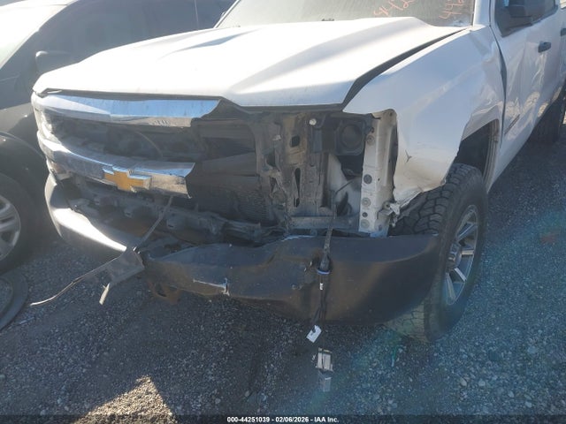 3GCPCNEC7JG115956 Chevrolet Silverado 1500 Wt