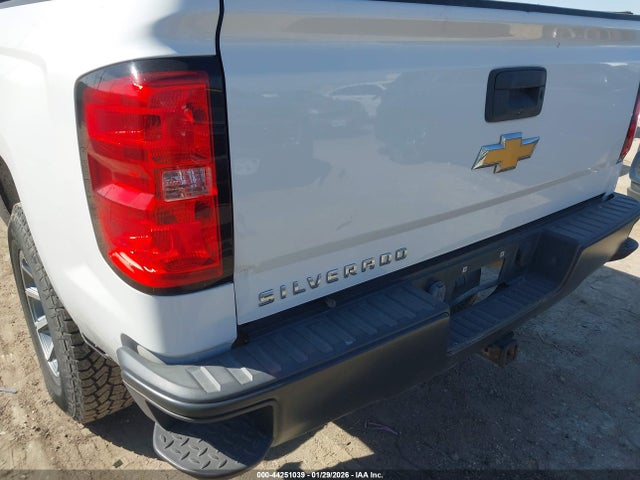 3GCPCNEC7JG115956 Chevrolet Silverado 1500 Wt