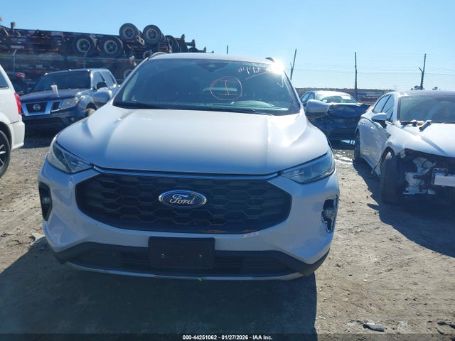 1FMCU9NA6SUB02224 Ford Escape St-line Select