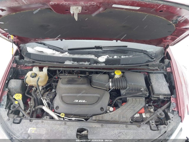 Продажа на аукционе авто 2018 Chrysler Pacifica Touring L, vin: 2C4RC1BG8JR185808, номер лота: 44251134