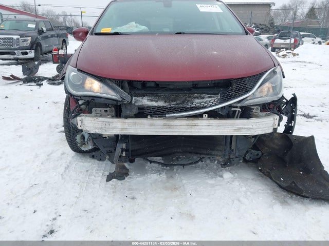 Продажа на аукционе авто 2018 Chrysler Pacifica Touring L, vin: 2C4RC1BG8JR185808, номер лота: 44251134