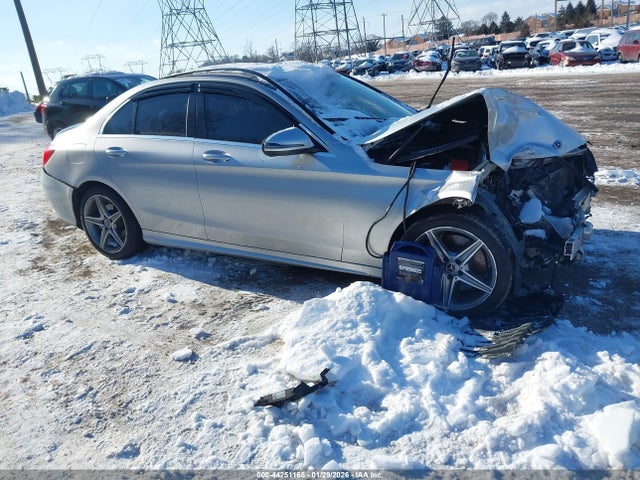 44251165 :رقم المزاد ، 55SWF4KBXJU276976 vin ، 2018 Mercedes-benz C 300 4matic مزاد بيع