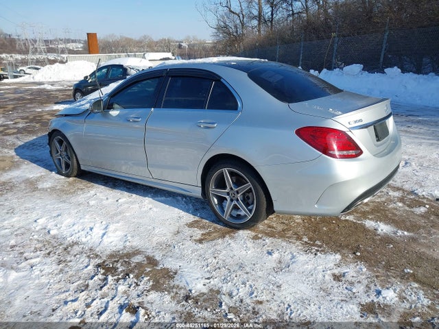 44251165 :رقم المزاد ، 55SWF4KBXJU276976 vin ، 2018 Mercedes-benz C 300 4matic مزاد بيع