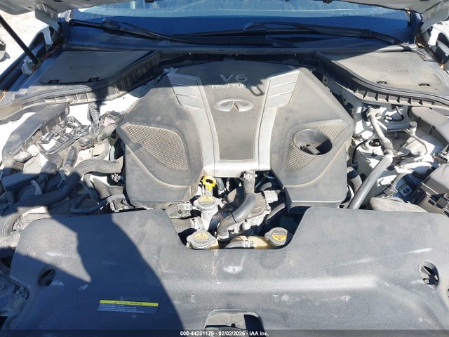 44251179 :رقم المزاد ، JN1EV7AP1JM365098 vin ، 2018 Infiniti Q50 3.0t Luxe مزاد بيع