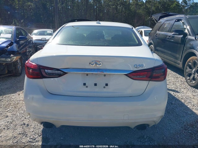 44251179 :رقم المزاد ، JN1EV7AP1JM365098 vin ، 2018 Infiniti Q50 3.0t Luxe مزاد بيع