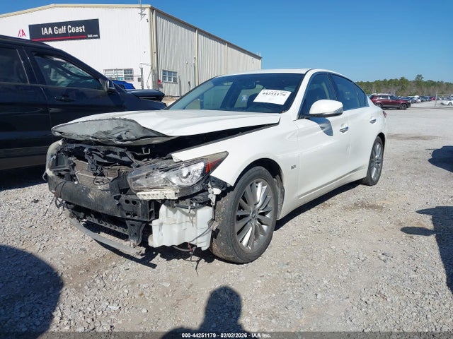 44251179 :رقم المزاد ، JN1EV7AP1JM365098 vin ، 2018 Infiniti Q50 3.0t Luxe مزاد بيع