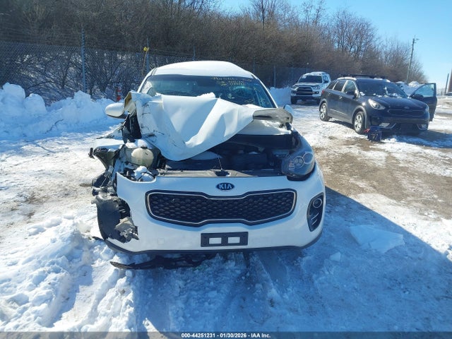 KNDPMCAC1H7033542 KIA Sportage Lx