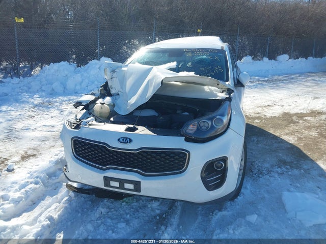 KNDPMCAC1H7033542 KIA Sportage Lx