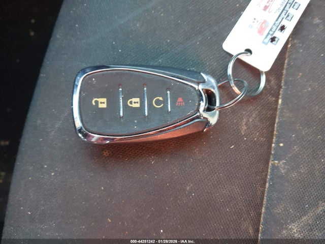 KL7CJLSB9MB304476 Chevrolet Trax Lt