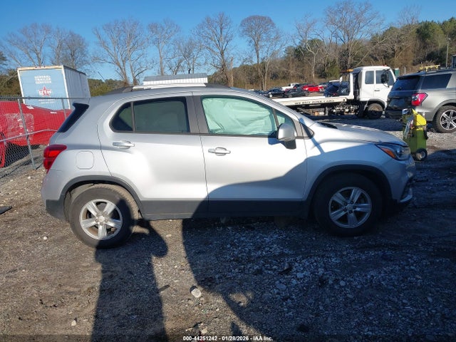 KL7CJLSB9MB304476 Chevrolet Trax Lt