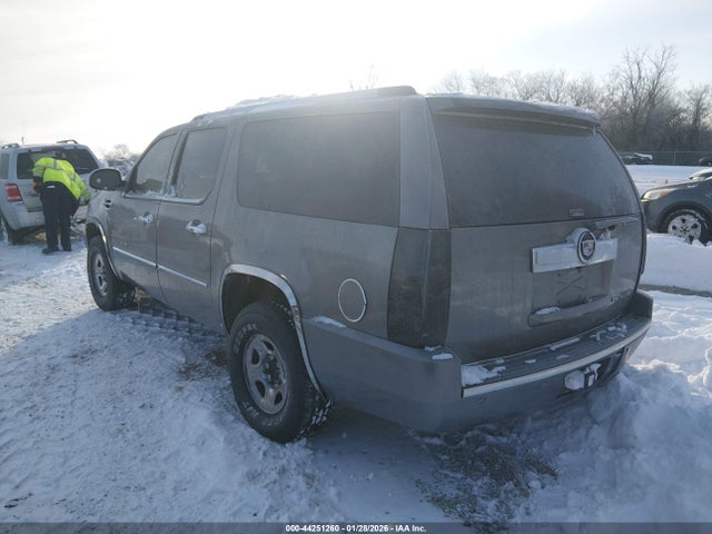 2008 CADILLAC ESCALADE ESV 1GYFK66878R172449 Photo 2