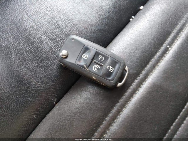 2013 VOLKSWAGEN PASSAT 1VWCN7A30DC119684 Photo 10