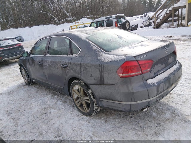 2013 VOLKSWAGEN PASSAT 1VWCN7A30DC119684 Photo 2