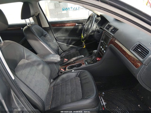 2013 VOLKSWAGEN PASSAT 1VWCN7A30DC119684 Photo 4