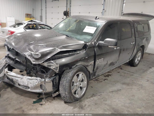 2018 RAM 1500 3C6RR7LT3JG186410 Photo 1