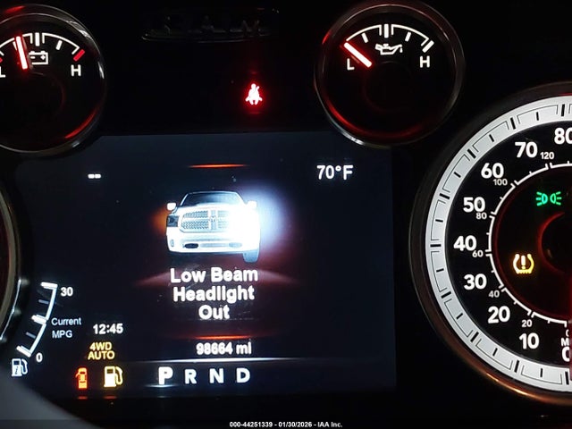 2018 RAM 1500 3C6RR7LT3JG186410 Photo 6