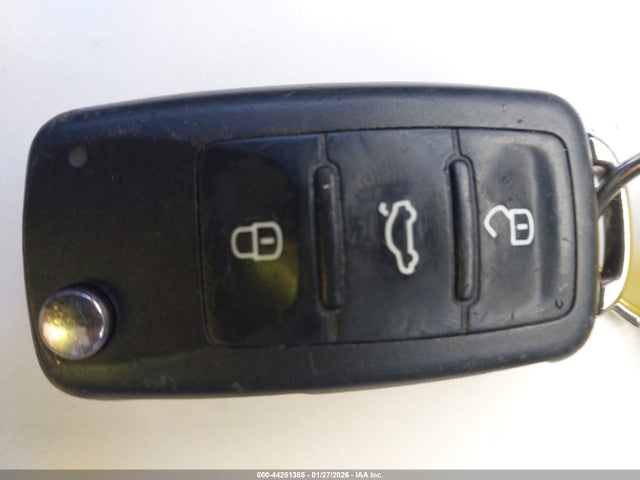3VWLA7AJXFM275484 Volkswagen Jetta 2.0l Tdi Se