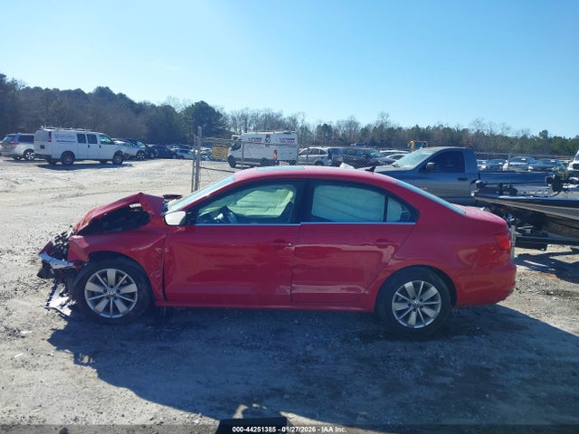 3VWLA7AJXFM275484 Volkswagen Jetta 2.0l Tdi Se