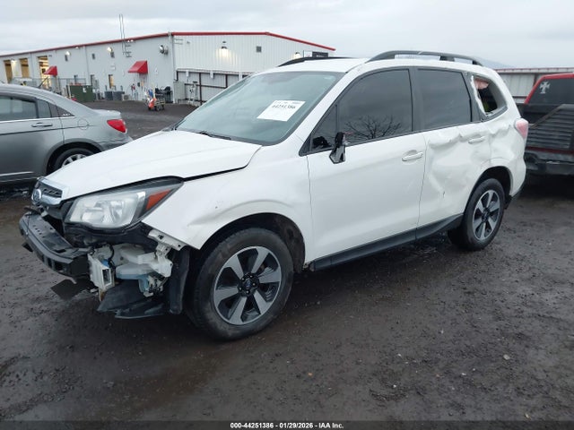 JF2SJABC6JH495229 Subaru Forester 2.5i