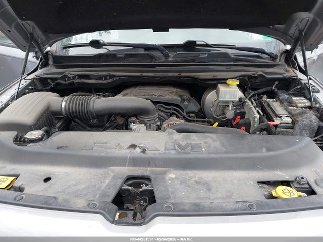 44251391 :رقم المزاد ، 1C6SRFFT5LN208375 vin ، 2020 Ram 1500 Big Horn  4x4 5'7 Box مزاد بيع