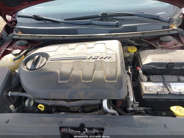 Chrysler 200 C 2016 1C3CCCCG6GN186479 Image 10