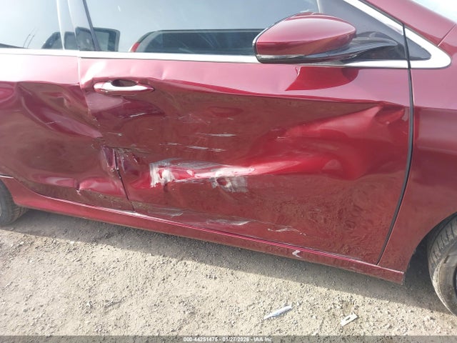 Chrysler 200 C 2016 1C3CCCCG6GN186479 Image 6