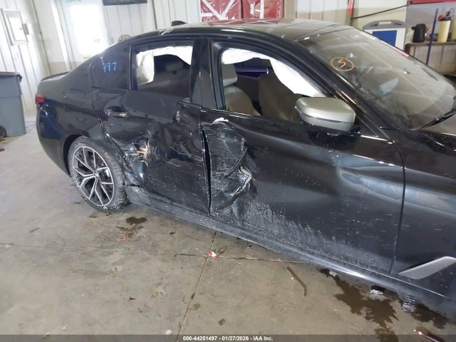 BMW M550 I Xdrive 2022 WBA13BK09NCH97228 Image 6