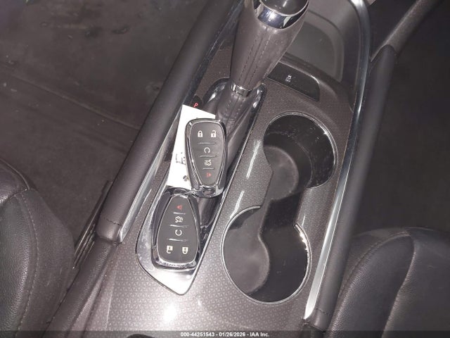 1G1ZE5ST5HF285714 Chevrolet MALIBU 1LT