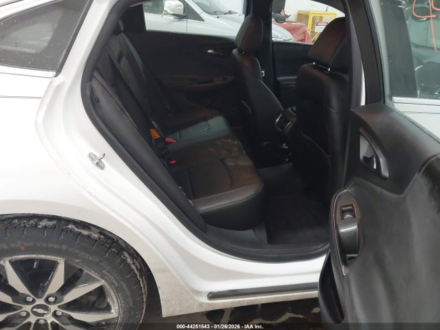 1G1ZE5ST5HF285714 Chevrolet MALIBU 1LT