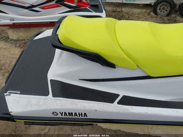 YAMA3990E919 Yamaha VX