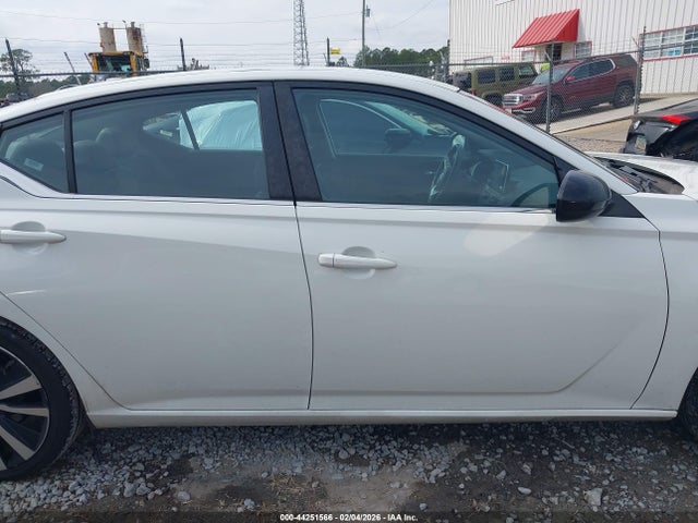 2021 Nissan Altima Sr Fwd მანქანა იყიდება აუქციონზე, vin: 1N4BL4CV7MN372061, აუქციონის ნომერი: 44251566