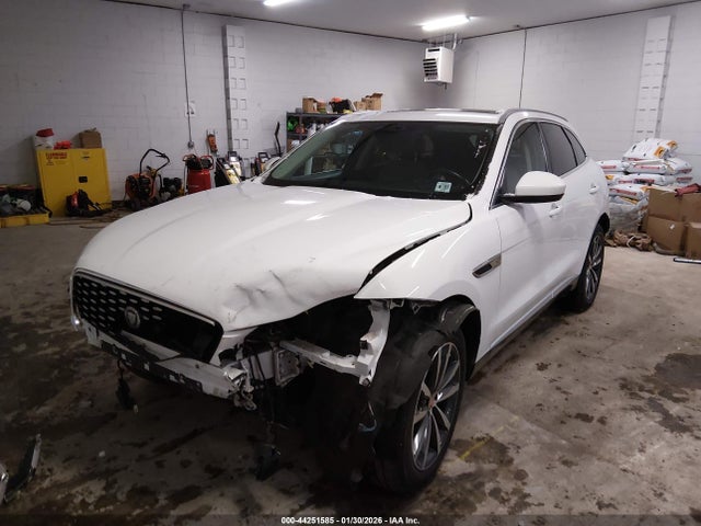 2022 JAGUAR F-PACE SADCJ2EX4NA692295 Photo 1