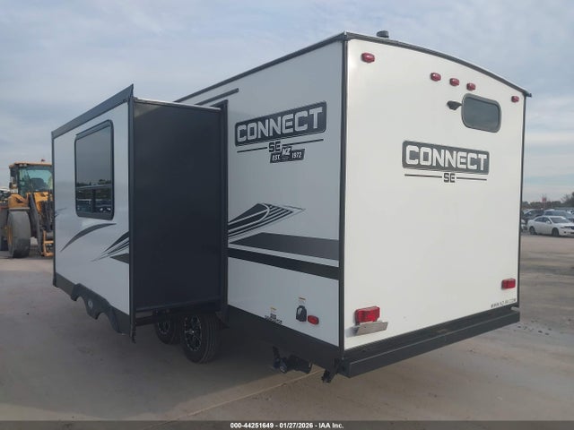 4EZTL2326N7080527 Connect By Kz Se Series M-221rbse