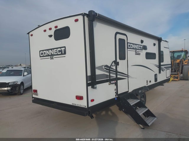 4EZTL2326N7080527 Connect By Kz Se Series M-221rbse