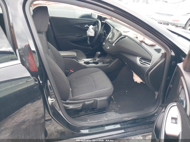 1G1ZD5ST9JF153404 Chevrolet MALIBU LT