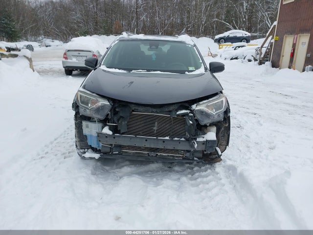 44251706 :رقم المزاد ، JTMBFREV2HJ121540 vin ، 2017 Toyota Rav4 Le مزاد بيع