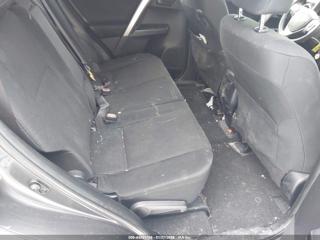 44251706 :رقم المزاد ، JTMBFREV2HJ121540 vin ، 2017 Toyota Rav4 Le مزاد بيع