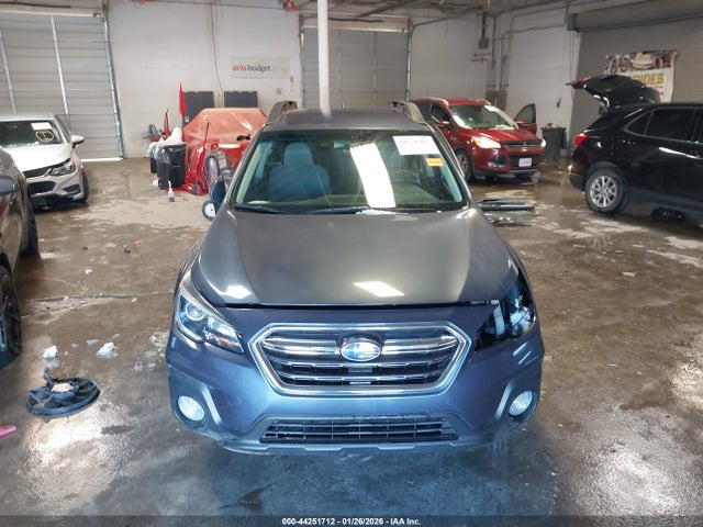 Продажа на аукционе авто 2018 Subaru Outback 2.5i Premium, vin: 4S4BSACC4J3387825, номер лота: 44251712