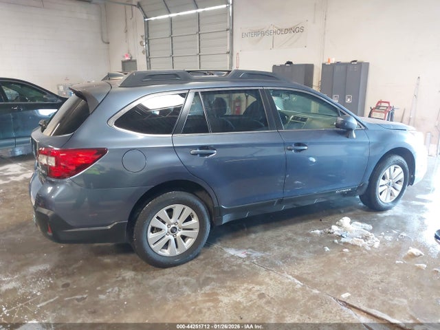 Продажа на аукционе авто 2018 Subaru Outback 2.5i Premium, vin: 4S4BSACC4J3387825, номер лота: 44251712