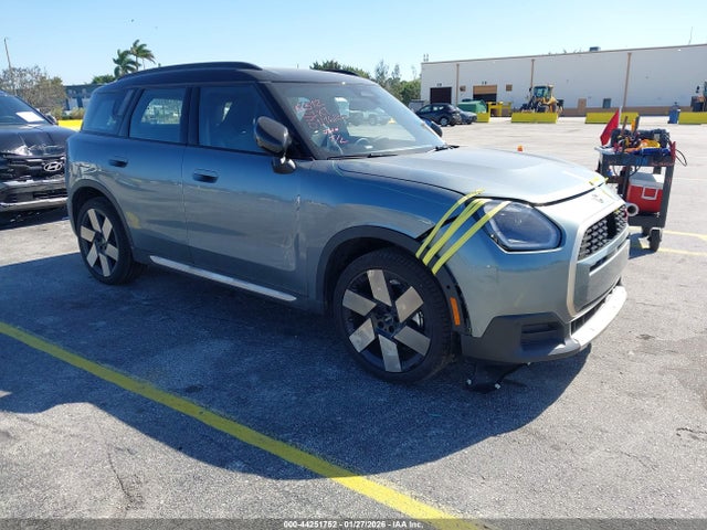 2026 MINI COUNTRYMAN WMZ23GA04T7U74293 Photo 0