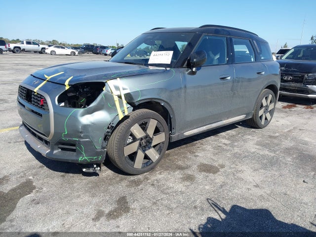 2026 MINI COUNTRYMAN WMZ23GA04T7U74293 Photo 1