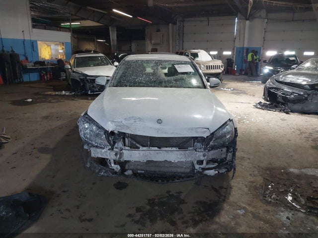 44251757 :رقم المزاد ، 55SWF4JB0HU219553 vin ، 2017 Mercedes-benz C 300 مزاد بيع