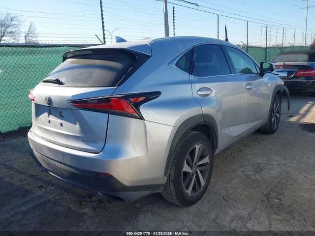 2018 LEXUS NX 300 JTJYARBZ6J2113728 Photo 3